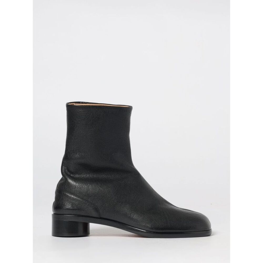 Maison Margiela Tabi Ankle Boots In Sheepskin Leather With Side Closure